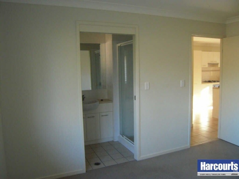 12/23  Darryl St, Loganlea QLD 4131