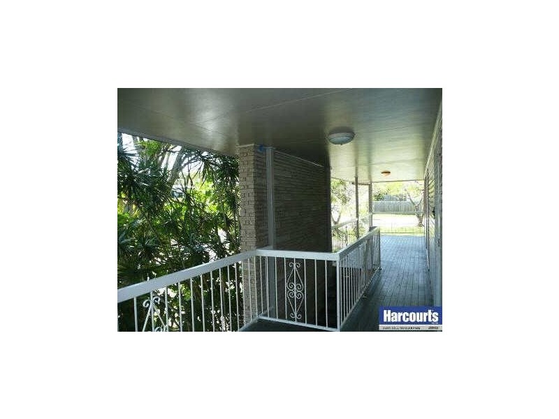 38 Roseland Ave, Rochedale South QLD 4123