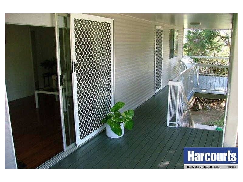 38 Roseland Ave, Rochedale South QLD 4123