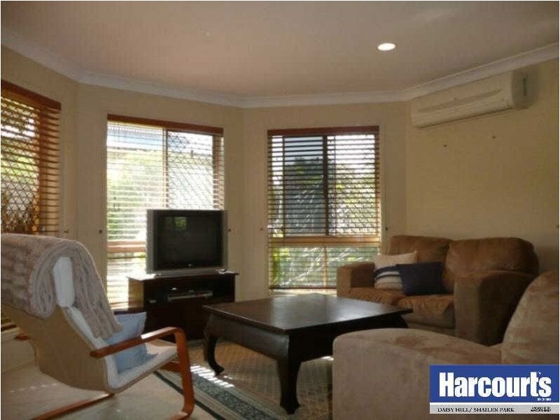 20 Little John St, Daisy Hill QLD 4127