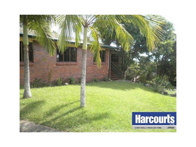 15 Celandine St, Shailer Park QLD 4128