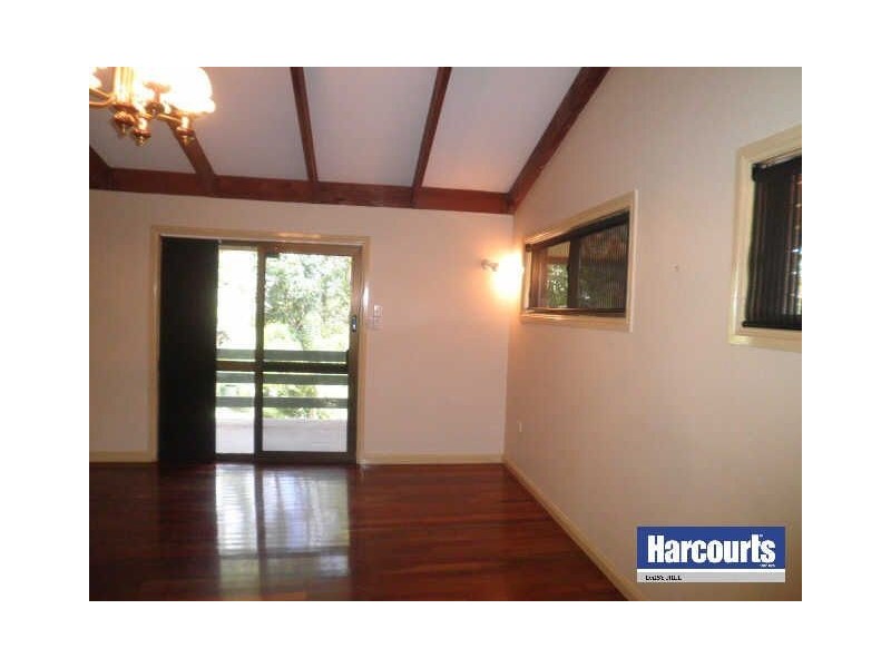 15 Celandine St, Shailer Park QLD 4128