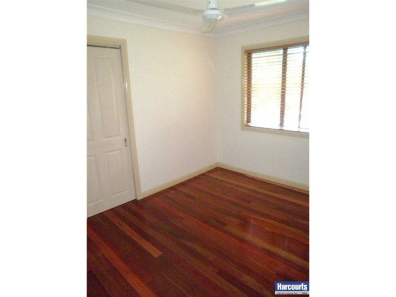 15 Celandine St, Shailer Park QLD 4128