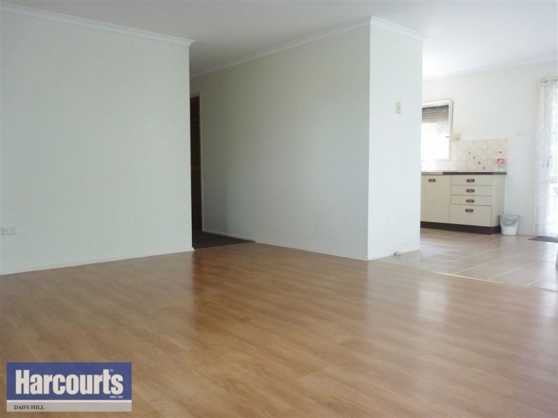 56 Loganlea Road, Loganlea QLD 4131