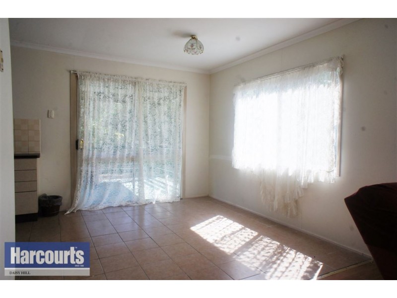 56 Loganlea Road, Loganlea QLD 4131