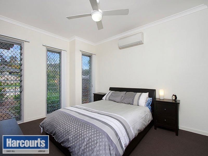 33 Frankland Av, Waterford QLD 4133