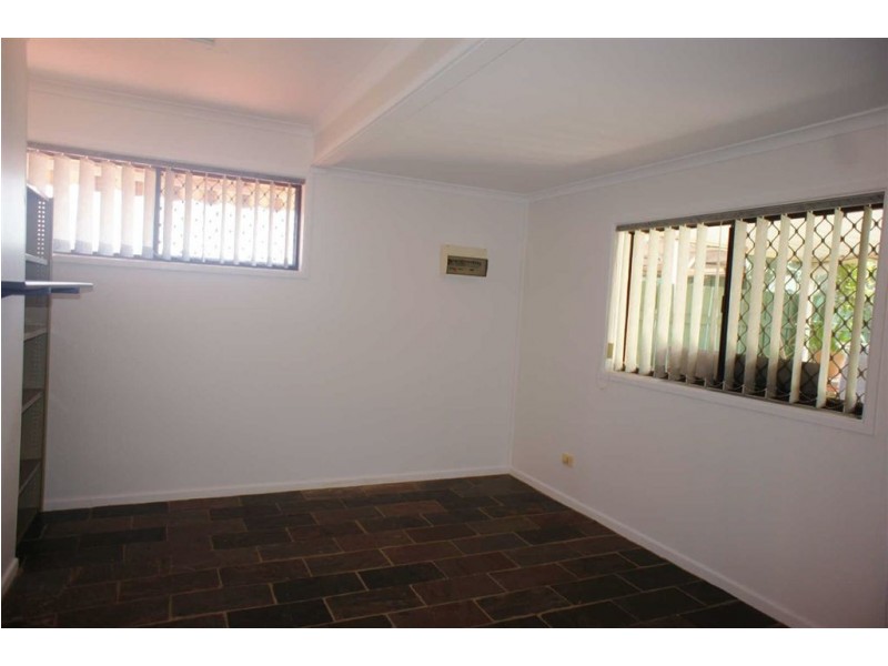 75  Jardine Dr, Springwood QLD 4127