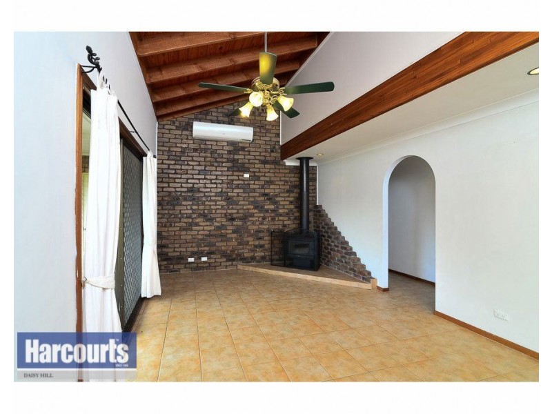 12 Jonquil Street,, Daisy Hill QLD 4127