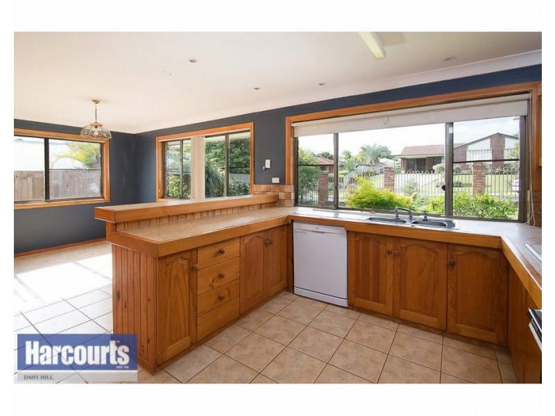12 Jonquil Street,, Daisy Hill QLD 4127
