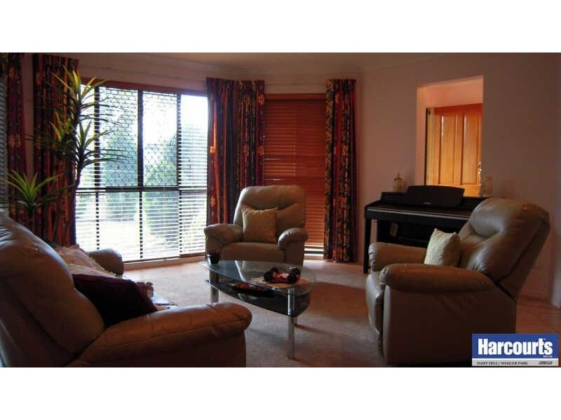 31 Boronia Avenue,, Daisy Hill QLD 4127