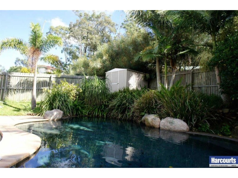 2 Trusan Place, Tanah Merah QLD 4128