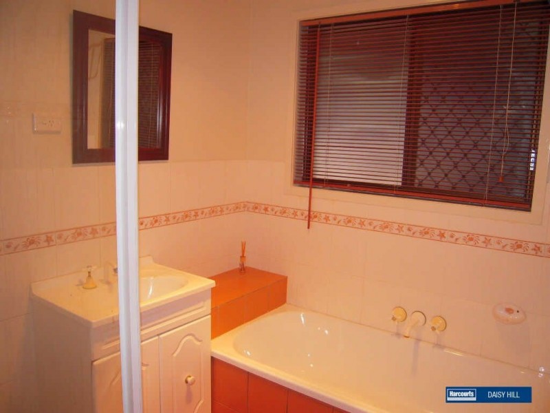 12  Rholanda Crescent,, Springwood QLD 4127