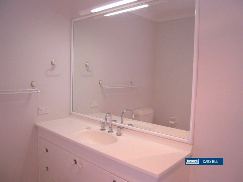 1 FLORA COURT, Cornubia QLD 4130