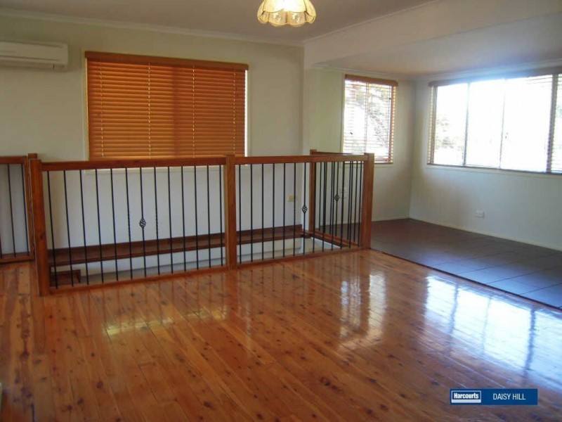31 Winnetts Road, Daisy Hill QLD 4127