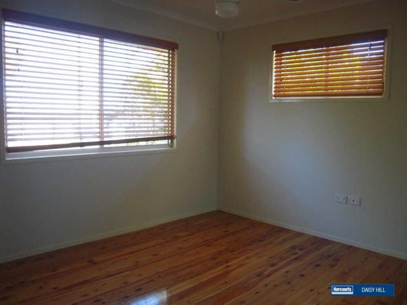 31 Winnetts Road, Daisy Hill QLD 4127