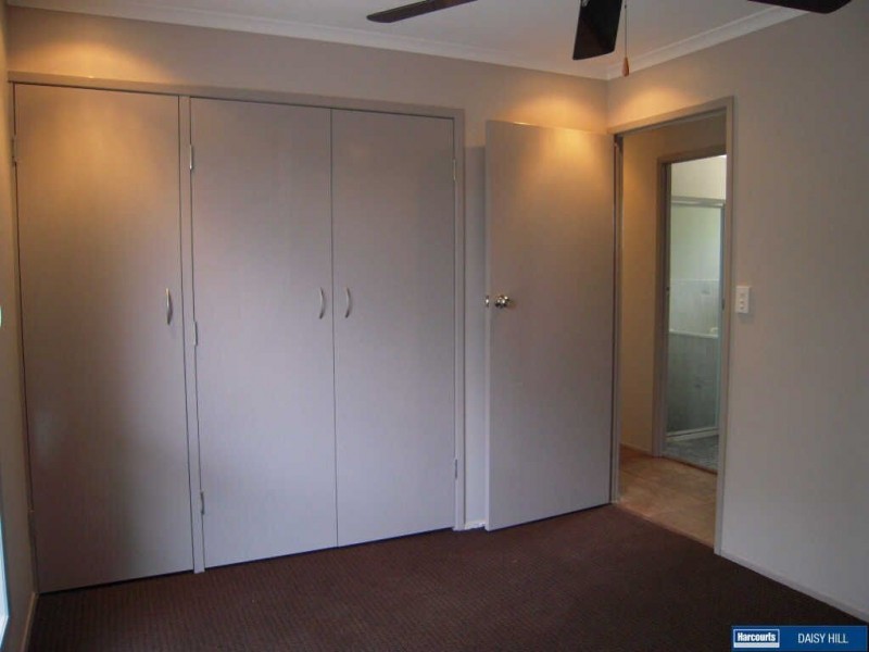 51 Valencia Way, Slacks Creek QLD 4127