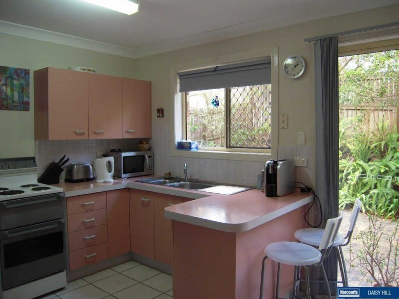 2, 400 Chatswood Road, Shailer Park QLD 4128