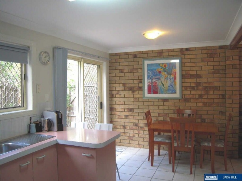 2, 400 Chatswood Road, Shailer Park QLD 4128