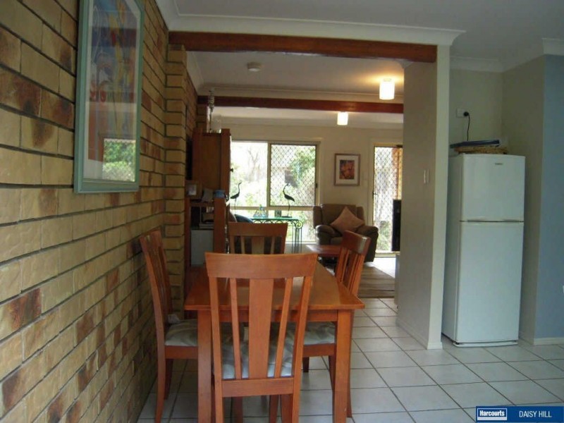 2, 400 Chatswood Road, Shailer Park QLD 4128