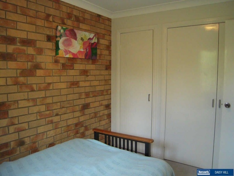 2, 400 Chatswood Road, Shailer Park QLD 4128