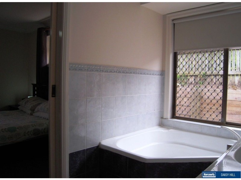 10 Hailar Street, Shailer Park QLD 4128