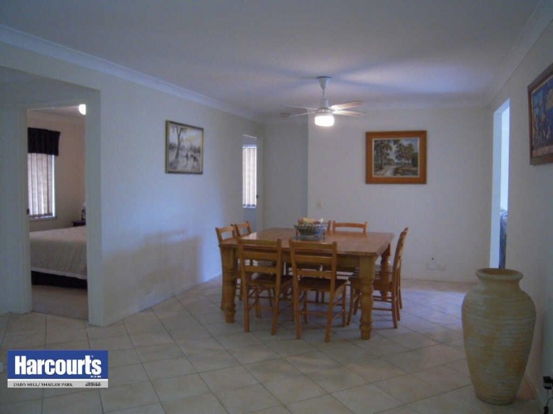 172  Parkview Cres, Cornubia QLD 4130