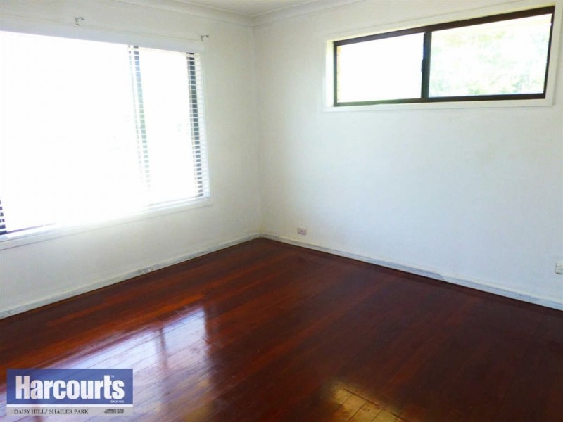 2  Begonia Ave, Daisy Hill QLD 4127
