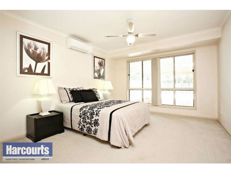 4 Cameron Ct, Daisy Hill QLD 4127