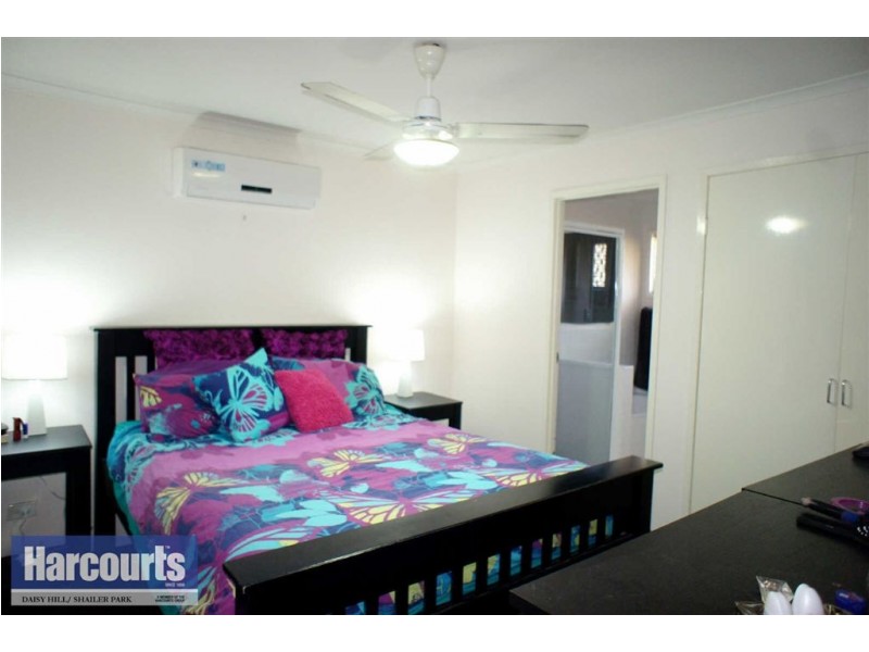 18, 54 Dorset Drive, Rochedale South QLD 4123