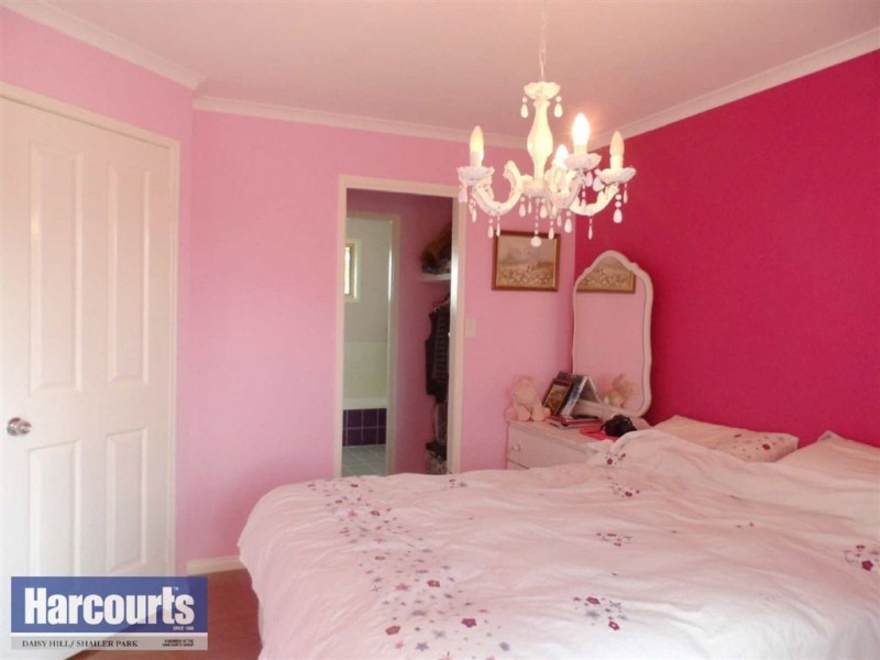 19,43 Maranda St, Shailer Park QLD 4128