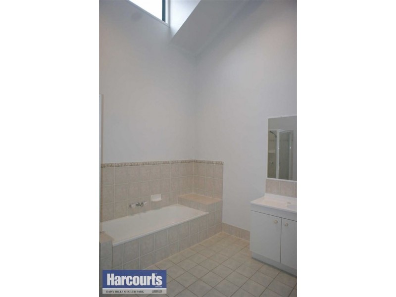 7,16 Michael Lynagh Drive,, Daisy Hill QLD 4127