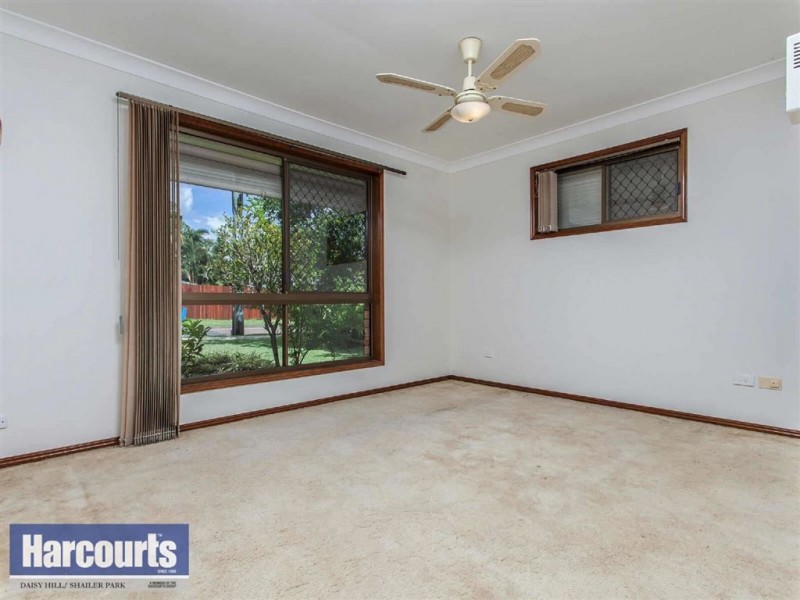 55 Lobelia Ave, Daisy Hill QLD 4127