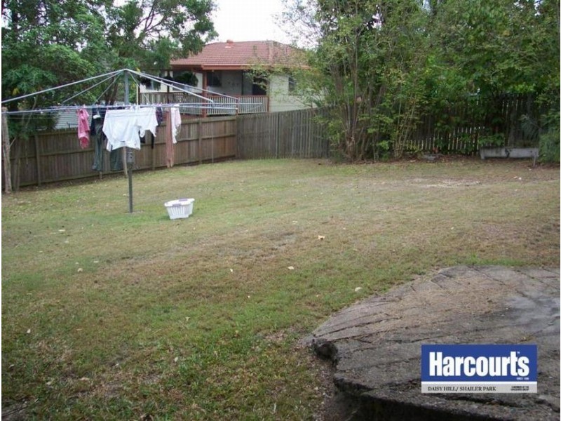 48 Dennis Rd, Springwood QLD 4127
