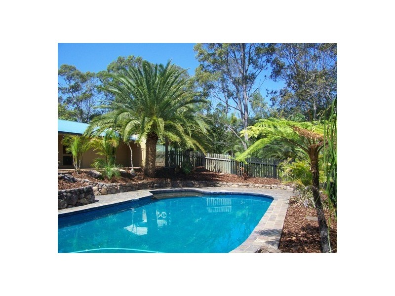 25 Kinloch Street, Daisy Hill QLD 4127