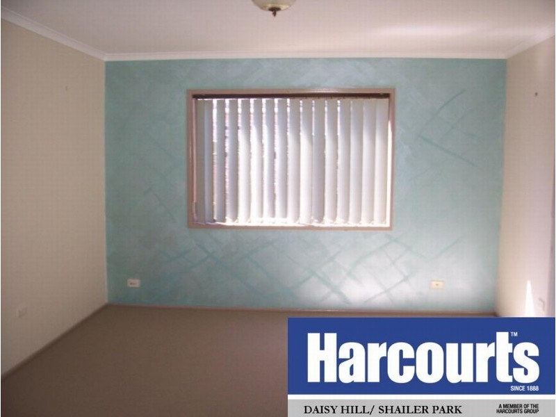 11 Boronia Avenue, Daisy Hill QLD 4127