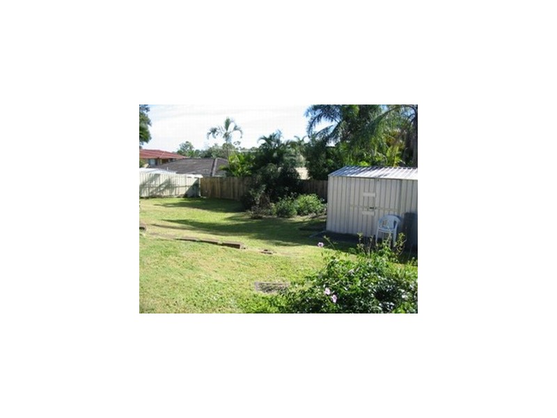 11 Boronia Avenue, Daisy Hill QLD 4127