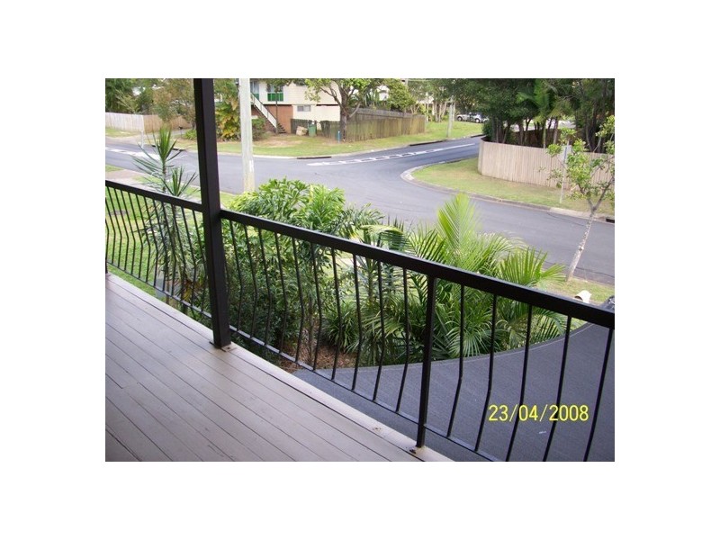 61 Lobelia Avenue, Daisy Hill QLD 4127