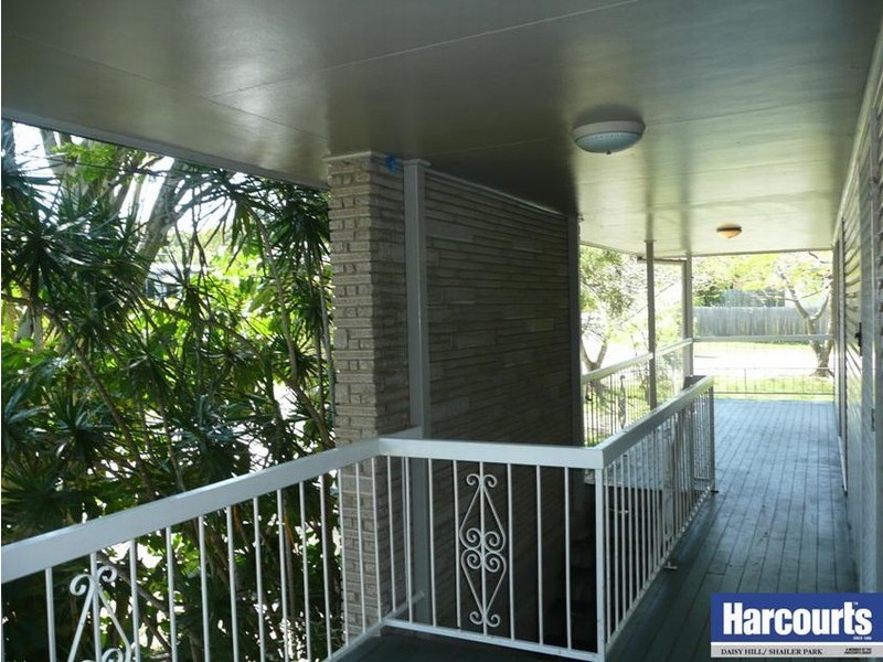 38 Roseland Avenue, Rochedale South QLD 4123