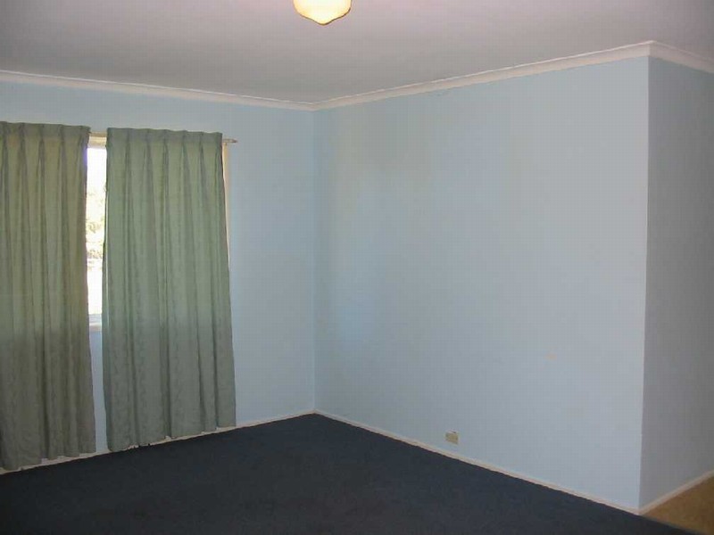 27 Conifer Street, Daisy Hill QLD 4127