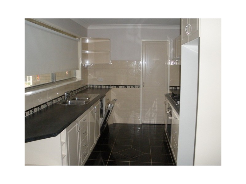 33 Clivia Crescent, Daisy Hill QLD 4127