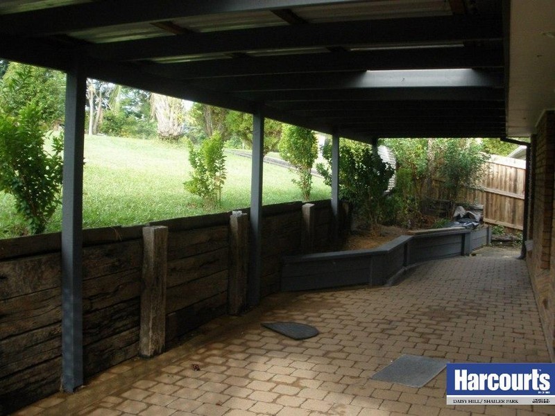 26 Oxley Circuit, Daisy Hill QLD 4127