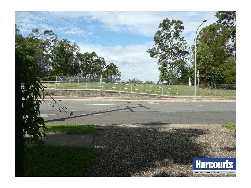 74 John Paul Drive, Daisy Hill QLD 4127