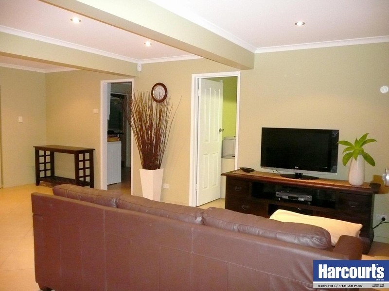 21 El Rancho Street, Daisy Hill QLD 4127