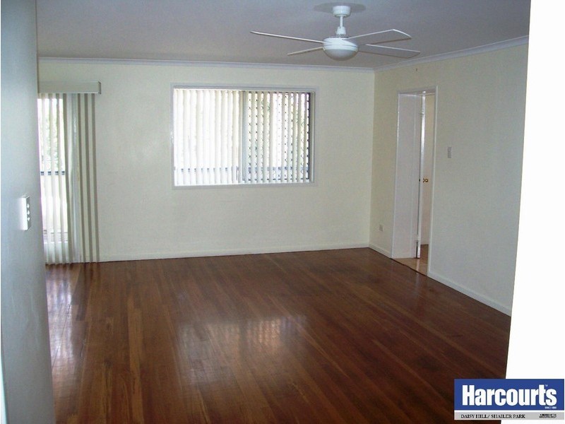 10 Rose Street, Daisy Hill QLD 4127