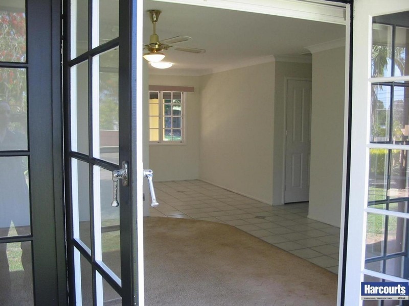 26 Allamanda Drive, Daisy Hill QLD 4127