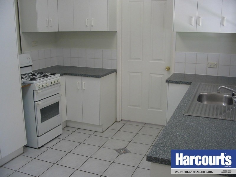 26 Allamanda Drive, Daisy Hill QLD 4127