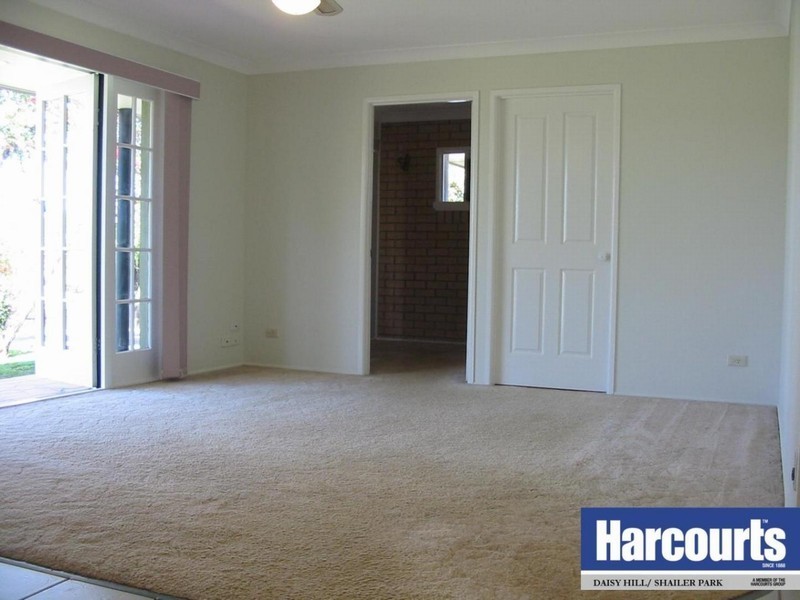 26 Allamanda Drive, Daisy Hill QLD 4127