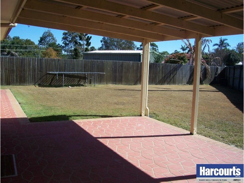 11a Begonia Street, Daisy Hill QLD 4127