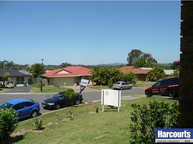 16 Pelewan Court, Tanah Merah QLD 4128