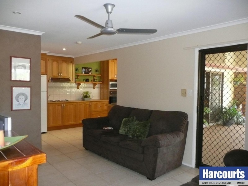 34 Gamenya Drive, Springwood QLD 4127